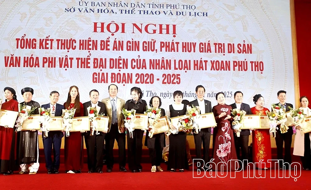 Ringkasan Proyek untuk melestarikan dan mempromosikan nilai warisan nyanyian Xoan untuk periode 2020-2025