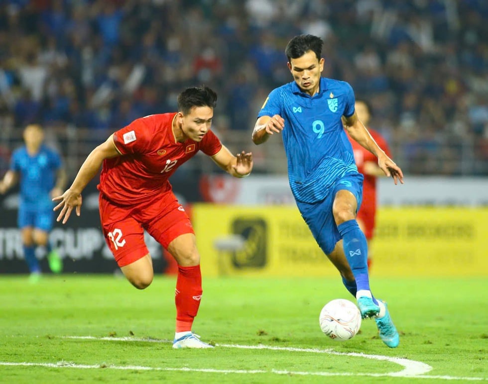 Nóng: Thái Lan chính thức dời địa điểm thi đấu vì lũ lụt, U.23 Việt Nam đá ở Bangkok- Ảnh 1.