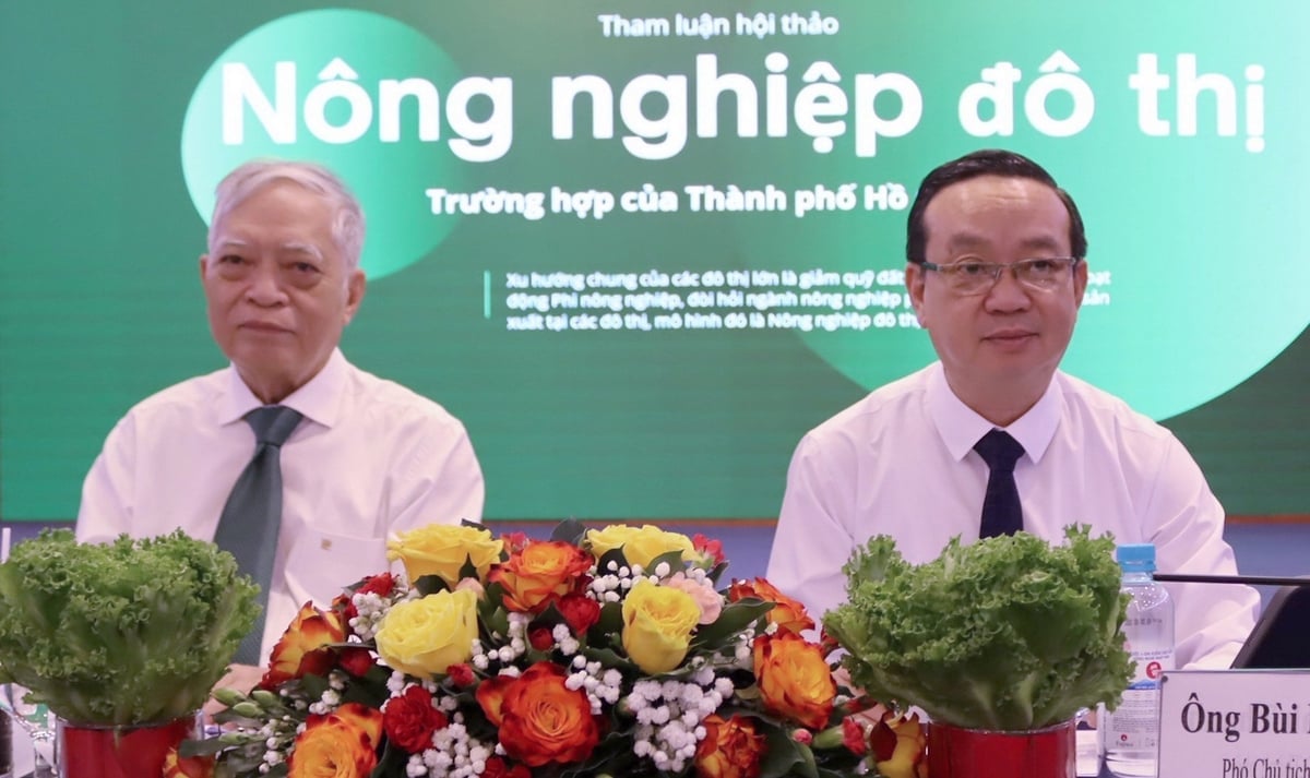 The workshop was co-chaired by Vice Chairman of the Ho Chi Minh City People's Committee Bui Minh Thanh and former Deputy Minister of Agriculture and Rural Development Bui Ba Bong. Photo: Tuong Tu. Hội thảo do Phó Chủ tịch UBND TP.HCM Bùi Minh Thạnh và nguyên Thứ trưởng Bộ Nông nghiệp và Phát triển Nông thôn Bùi Bá Bổng đồng chủ trì. Ảnh: Tường Tú.