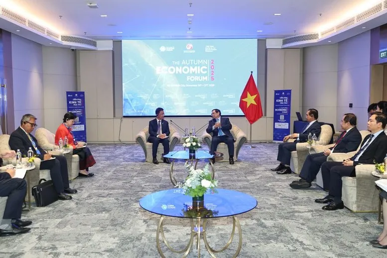 Việt Nam sẵn sàng đồng hành cùng Campuchia trong hành trình xây dựng nền kinh tế số, xã hội số - Ảnh 2.