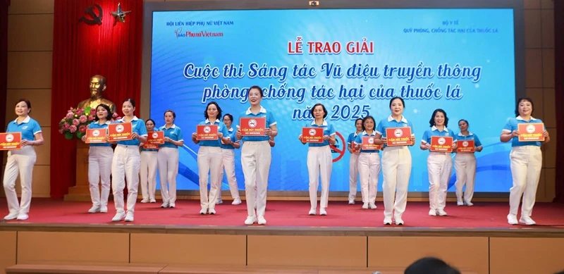 Thanh Hoa memperoleh 3 penghargaan dalam kontes tahun 2025 untuk menciptakan tarian guna mengkomunikasikan tentang pencegahan bahaya tembakau.