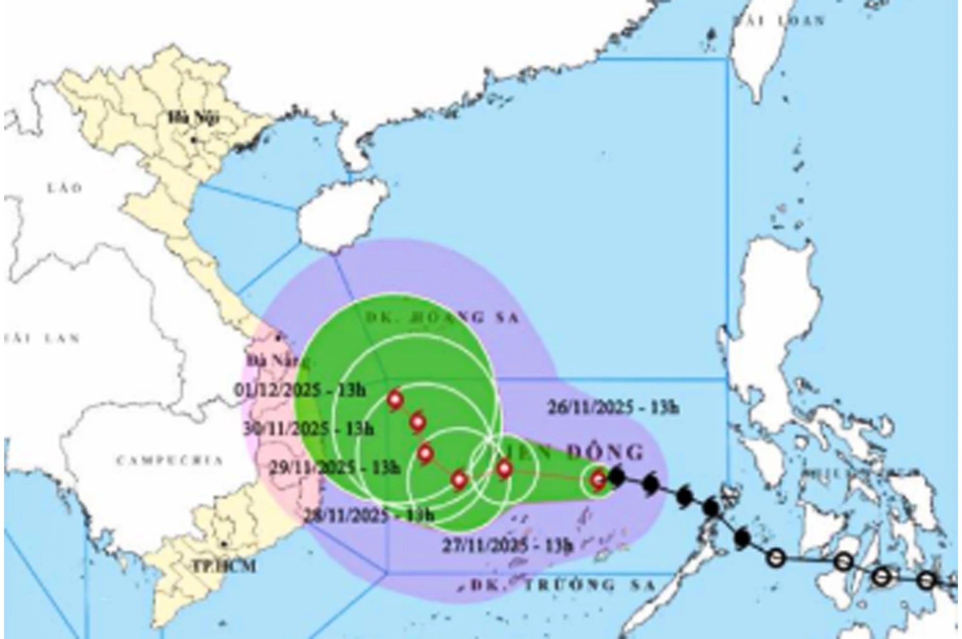 Lokasi dan perkiraan arah badai nomor 15.