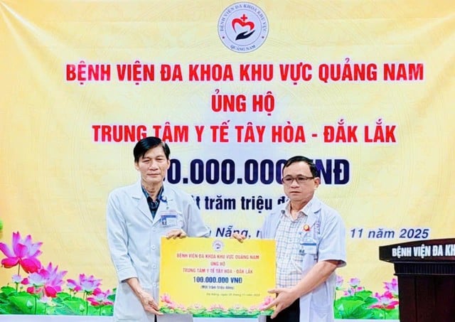 Vừa thoát cảnh cô lập, bệnh viện vùng lũ lập tức hướng về vùng thiên tai- Ảnh 3.
