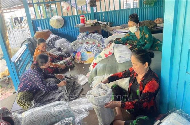 ຄຳບັນຍາຍຮູບພາບ