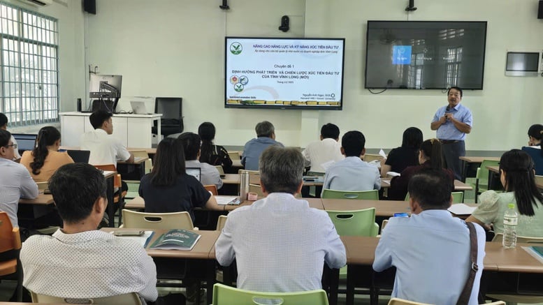 Vinh Long moderniseert investeringsbevorderingsteam voor nieuwe ontwikkelingsfase - Foto 3. Vĩnh Long nâng tầm đội ngũ xúc tiến đầu tư cho giai đoạn phát triển mới- Ảnh 3.