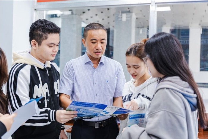 Nhiều trường đại học điều chỉnh phương thức tuyển sinh 2026: Thí sinh cần lưu ý gì?- Ảnh 1.