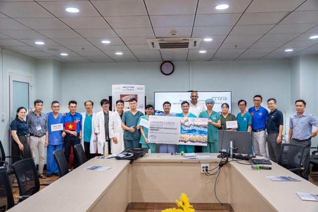 Bệnh viện Đa khoa Kiên Giang triển khai thành công bóng phá vôi cơ học LithiX HC trên bệnh nhân 95 tuổi – ca đầu tiên tại Đồng bằng sông Cửu Long- Ảnh 1.