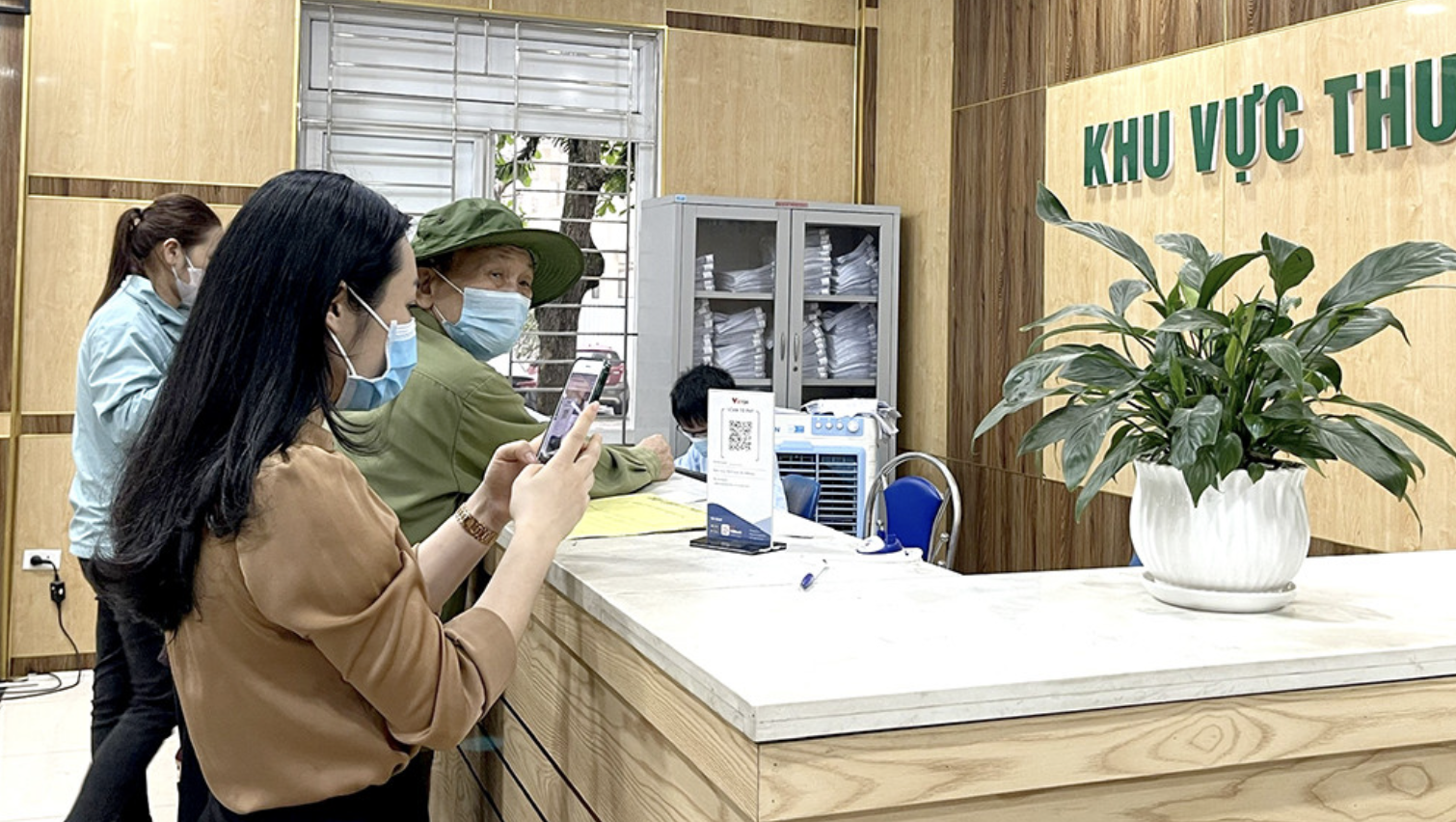 Tiện ích từ phát triển kinh tế số, xã hội số tại Phú Thọ - Ảnh 1.