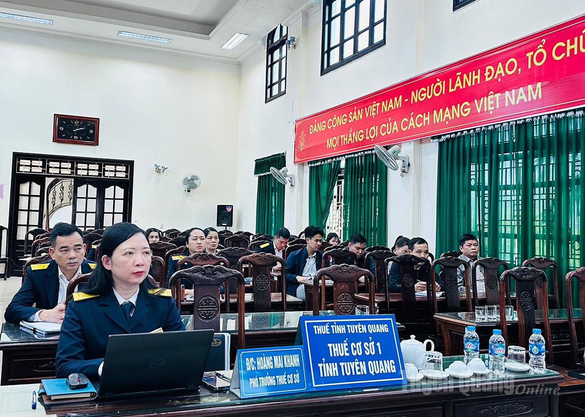 ប្រតិភូចូលរួមវគ្គបណ្តុះបណ្តាលនៅទីស្នាក់ការកណ្តាលនាយកដ្ឋានពន្ធដារ ១.