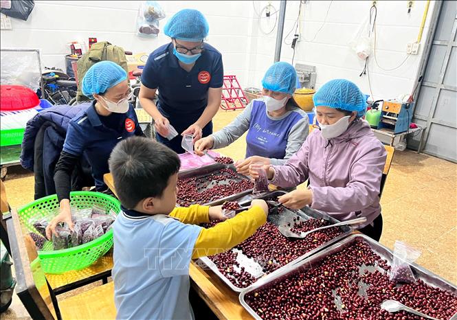 ຄຳບັນຍາຍຮູບພາບ