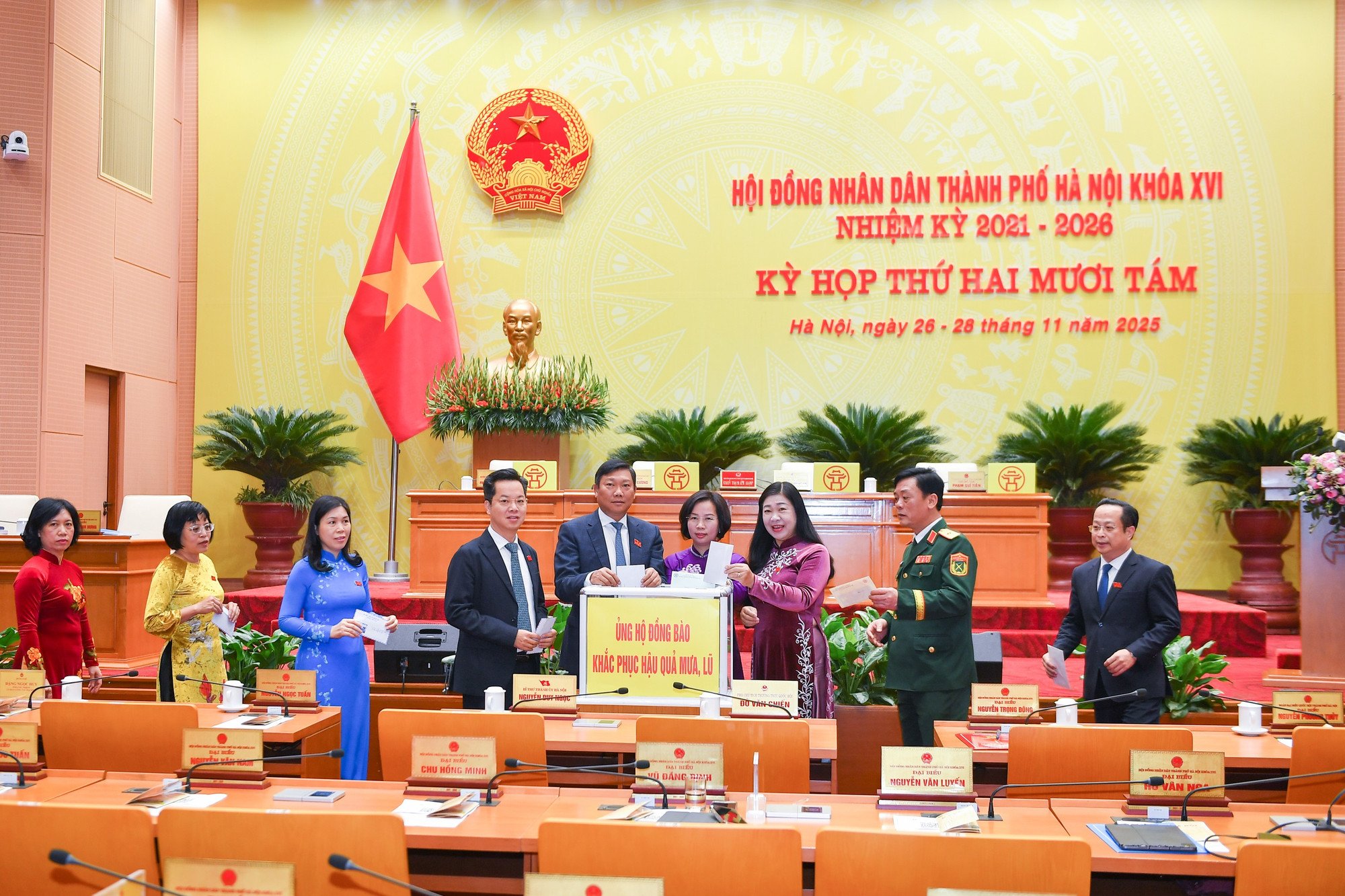 Dewan Rakyat Hanoi 0944.jpg