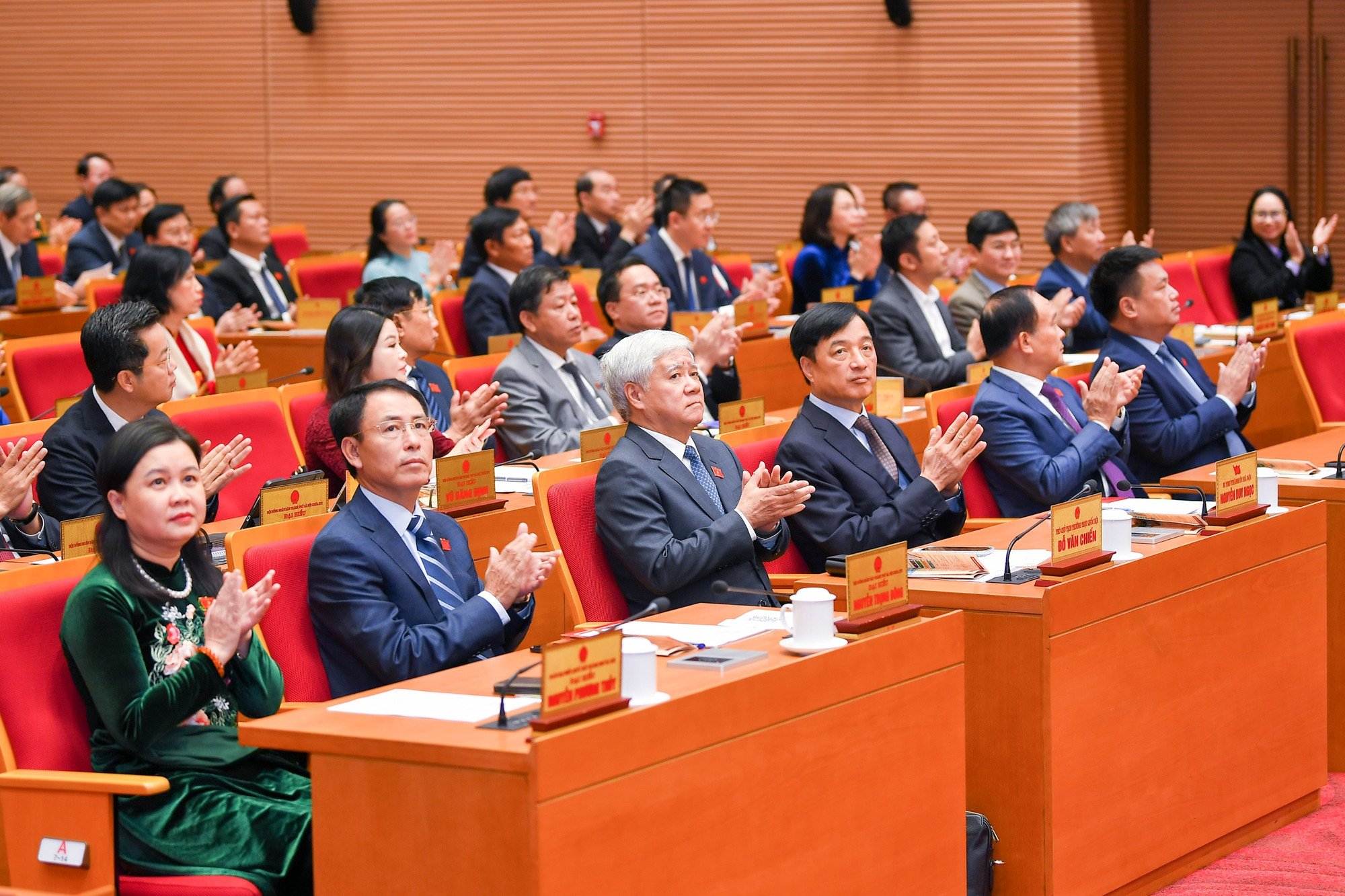 Dewan Rakyat Hanoi 1226.jpg