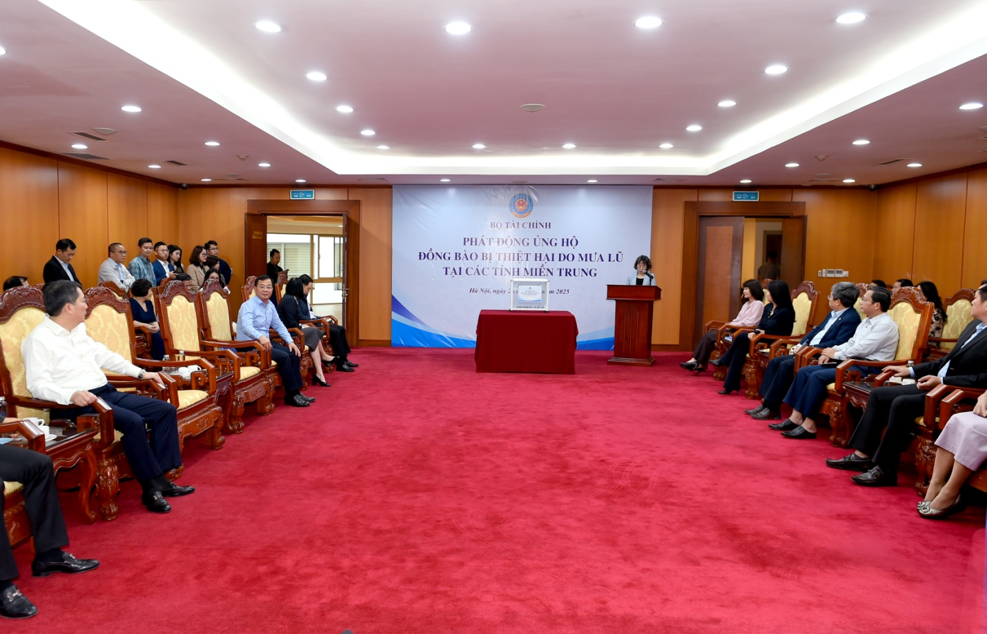 ចំណងជើងរូបថត