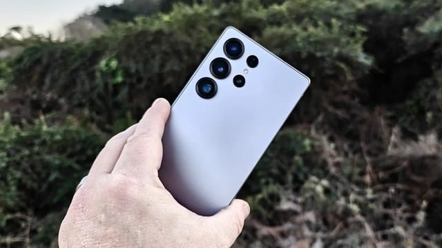 Top 5 smartphone Android đáng mua nhất năm 2025 bạn không thể bỏ lỡ - Ảnh 1.