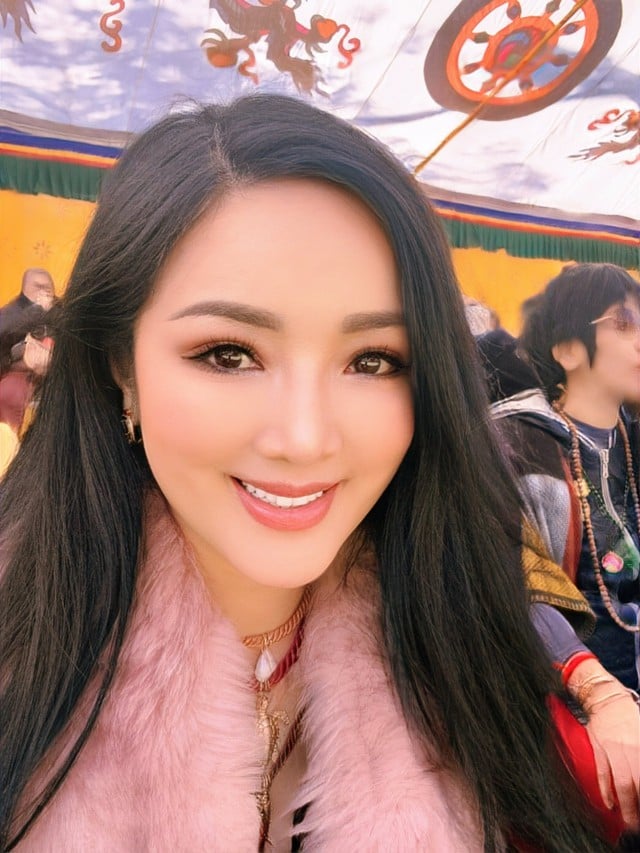 Hoa hậu Đền Hùng Giáng My đọ sắc bên cựu người mẫu Thủy Hương - Ảnh 8.