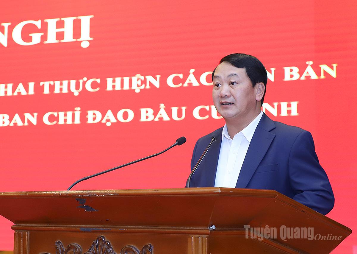 De provinciale partijsecretaris Hau A Lenh hield een afsluitende toespraak op de conferentie.