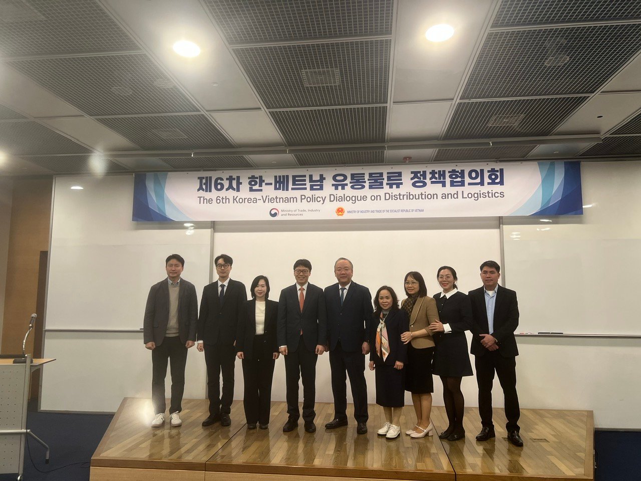 चित्र परिचय