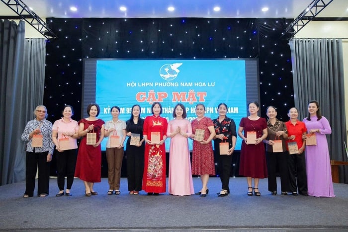 Phụ nữ Ninh Bình ra mắt các công trình, câu lạc bộ mới chào mừng kỷ niệm 95 năm ngày thành lập Hội - Ảnh 2.