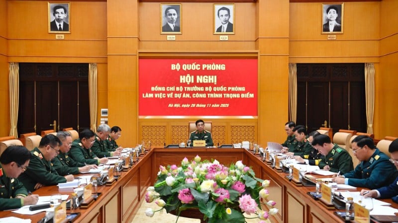 ឈុតការងារ។