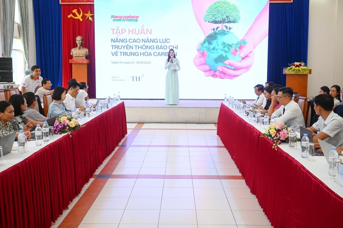 Chương trình tập huấn diễn ra chiều 15/10 tại Nghệ An. Ảnh: Tùng Đinh.