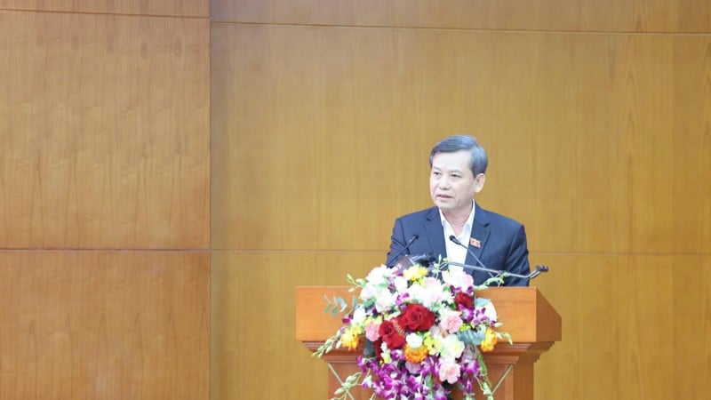 Đồng chí Lê Minh Trí, Bí thư Trung ương Đảng, Phó Trưởng ban Thường trực Ban Nội chính Trung ương, Ủy viên Ban Chỉ đạo Trung ương về phòng, chống tham nhũng, lãng phí, tiêu cực phát biểu tại hội nghị. (Ảnh: VĂN PHƯỚC)