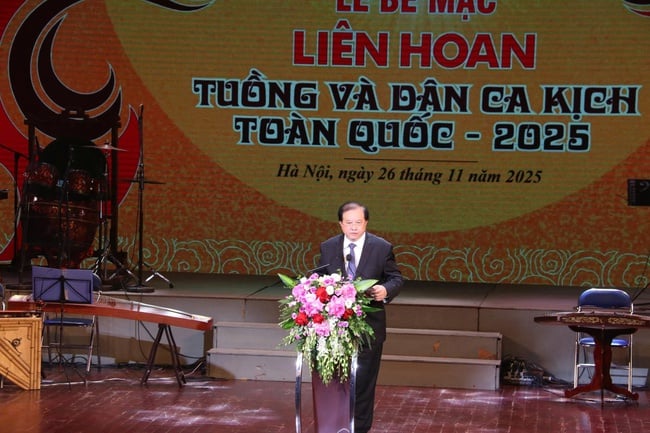 Bế mạc Liên hoan Tuồng và Dân ca kịch toàn quốc 2025 - Ảnh 1.