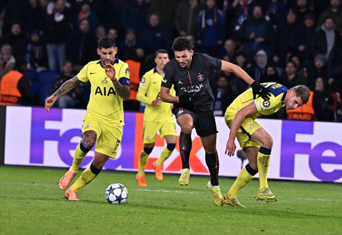 Il Tottenham non è riuscito a vendicare la sconfitta in Supercoppa, il PSG ha vinto il Clásico con 8 gol - Immagine 1.
