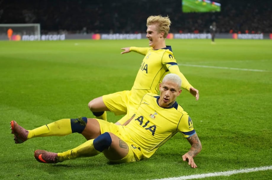 PSG a învins dramatic Tottenham în Liga Campionilor - Foto 1.