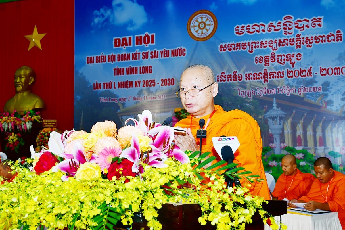 Тхуонг Сон Нгок Хюїнь – постійний віце-президент Провінційної асоціації жіночого здоров’я доповіла про результати, досягнуті за минулий термін.