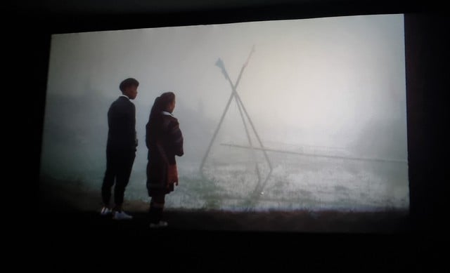 'Những đứa trẻ trong sương' lọt vòng rút gọn 15 phim tài liệu xuất sắc Oscar 2023 - Ảnh 2.