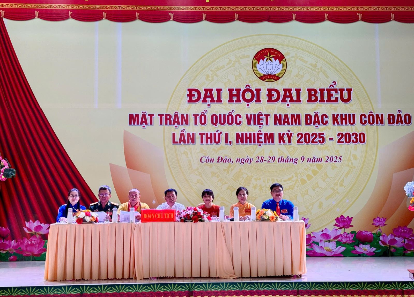 כיתוב לתמונה