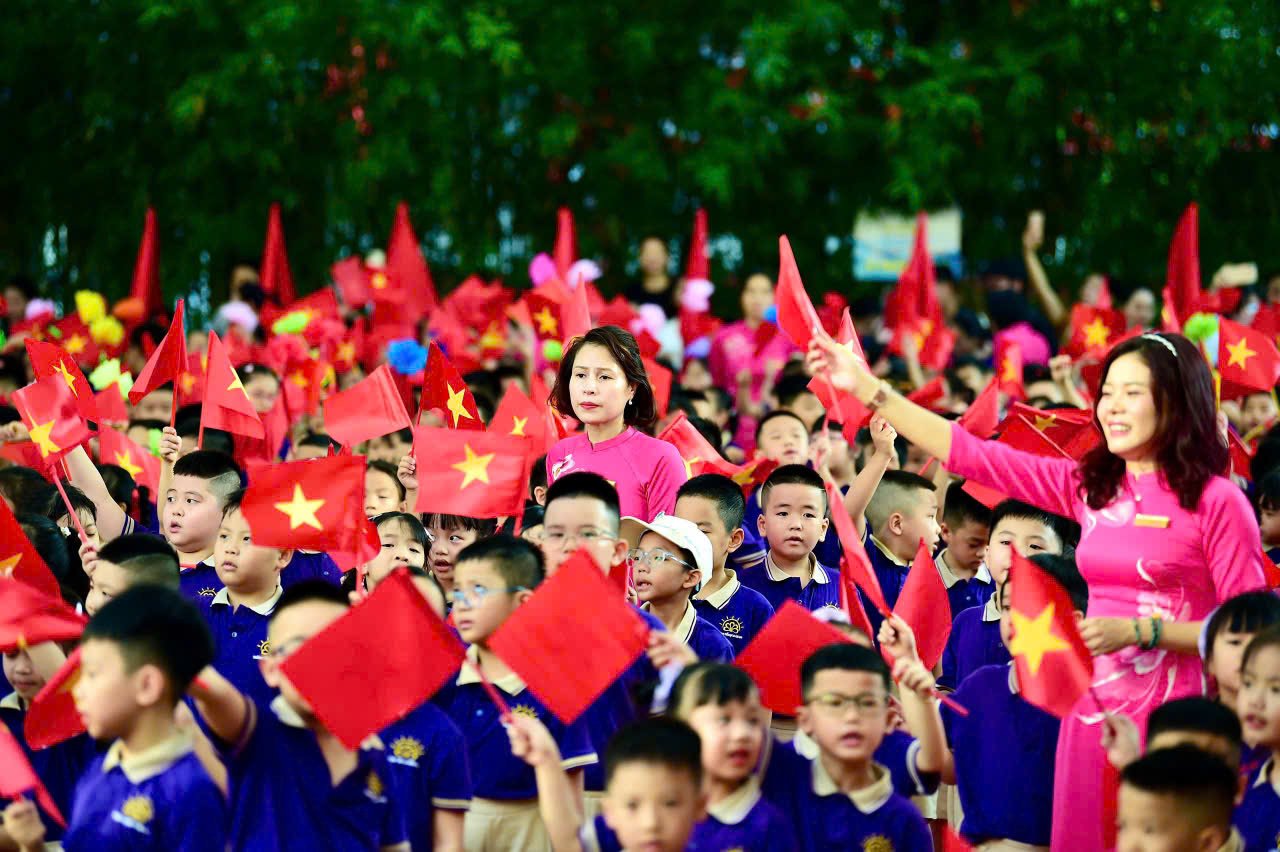 ຄຳບັນຍາຍຮູບ