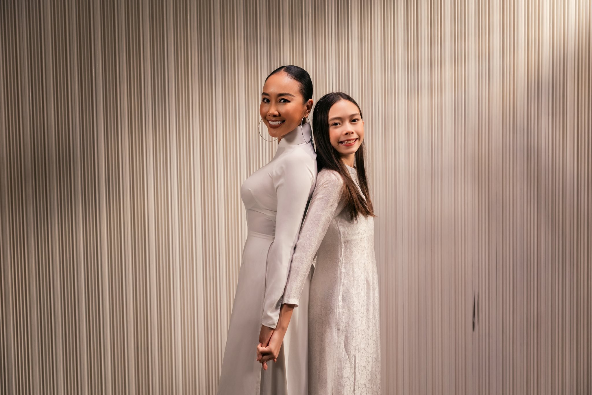 11 tuổi con gái Đoan Trang diện áo dài gây sốt - Ảnh 3.