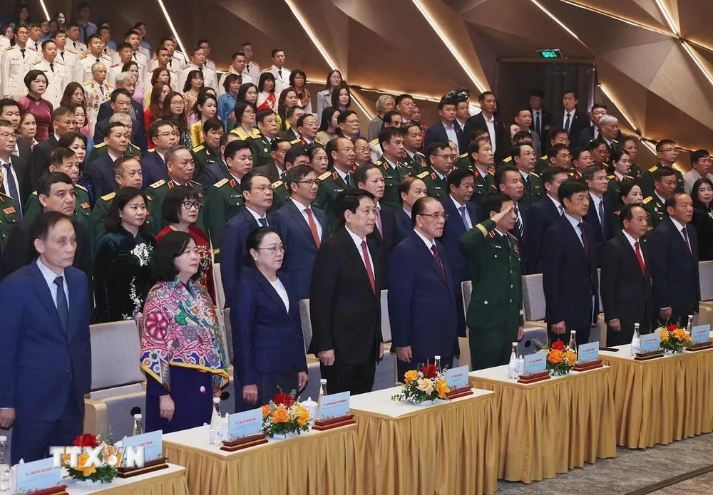 Chủ tịch nước: 50 năm qua là chặng đường lịch sử rực rỡ, vẻ vang của nhân dân các dân tộc Lào - Ảnh 3.