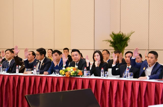 Anh Đặng Hồng Anh giữ chức Chủ tịch Hội Doanh nhân trẻ Việt Nam khóa VIII - Ảnh 1.