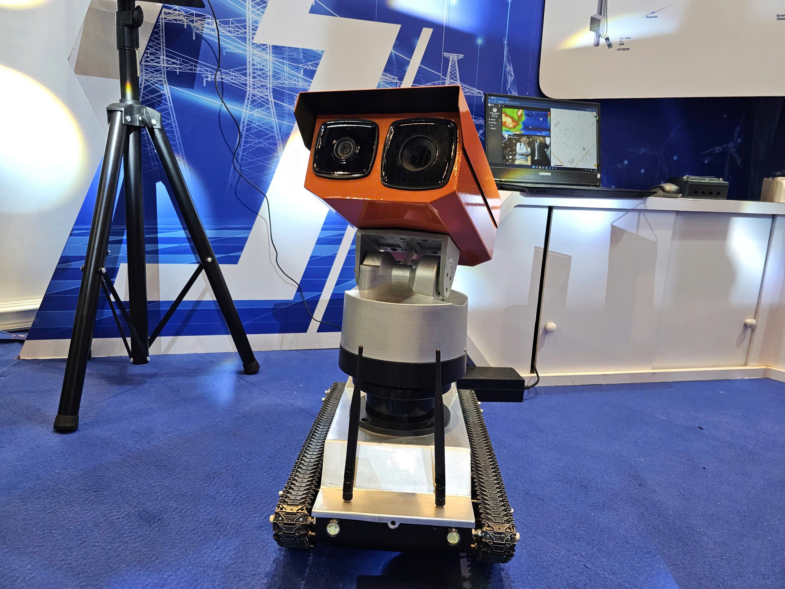 Cận cảnh đội quân không người lái trong ngành điện Việt Nam tại Techshow 2025 - Ảnh 9.