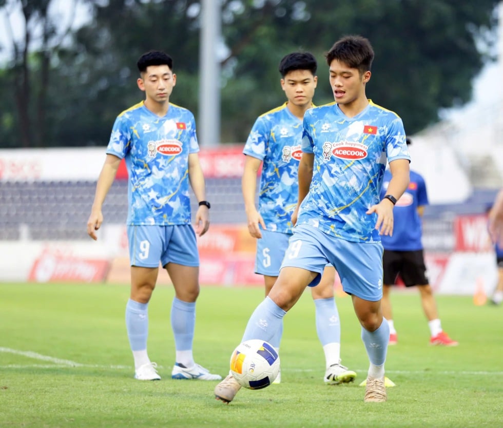 Terdapat bonus hangat untuk sukan Vietnam di Sukan SEA 33: Pemenang pingat emas mendapat 10 juta VND - Foto 2. Đã có mức thưởng nóng cho thể thao Việt Nam tại SEA Games 33: HCV được 10 triệu đồng- Ảnh 2.