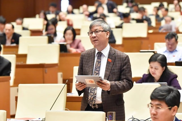 Thống nhất cao việc cấm đầu tư kinh doanh thuốc lá điện tử và thuốc lá nung nóng- Ảnh 1.