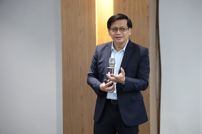 Tại sao TP HCM chậm chân trong ngành bán dẫn và cách cải thiện tình hình - Ảnh 3.