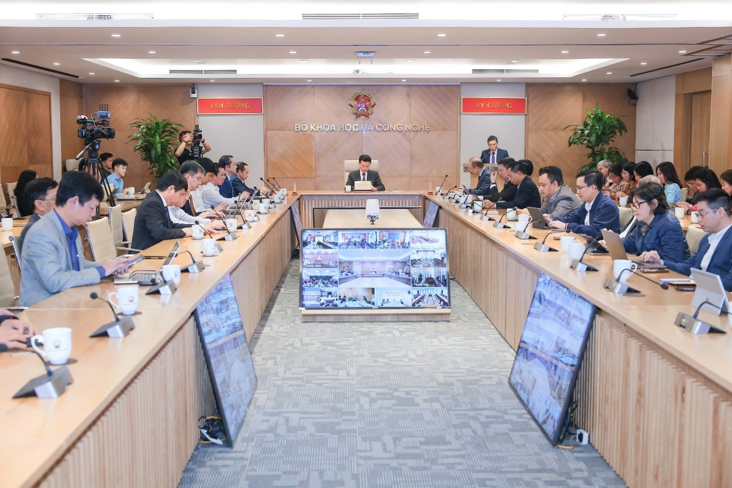 Ra mắt hệ thống quản lý nhiệm vụ KH&CN theo thời gian thực: Khởi đầu kỷ nguyên “khoa học vận hành bằng dữ liệu” - Ảnh 1.