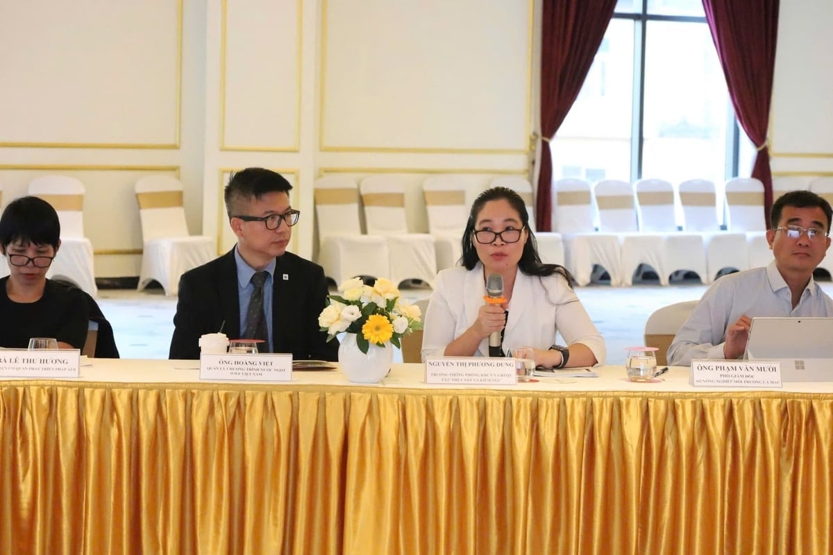 Bà Nguyễn Thị Phương Dung, Trưởng phòng Khoa học Công nghệ và Hợp tác quốc tế, Cục Thủy sản và Kiểm Ngư, phát biểu khai mạc hội thảo. Ảnh: Hồng Ngọc.