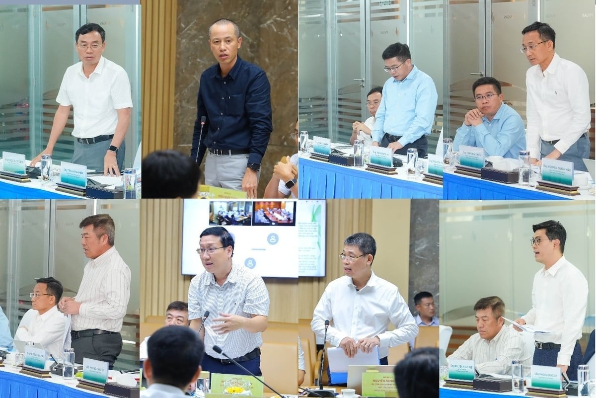 निदेशक मंडल और प्रबंधन मंडल के सदस्यों ने कार्यसत्रों में विचारों का आदान-प्रदान किया। फोटो: पीवी गैस। Các đồng chí Thành viên HĐQT và Ban Tổng giám đốc trao đổi ý kiến tại các phiên làm việc. Ảnh: PV GAS.