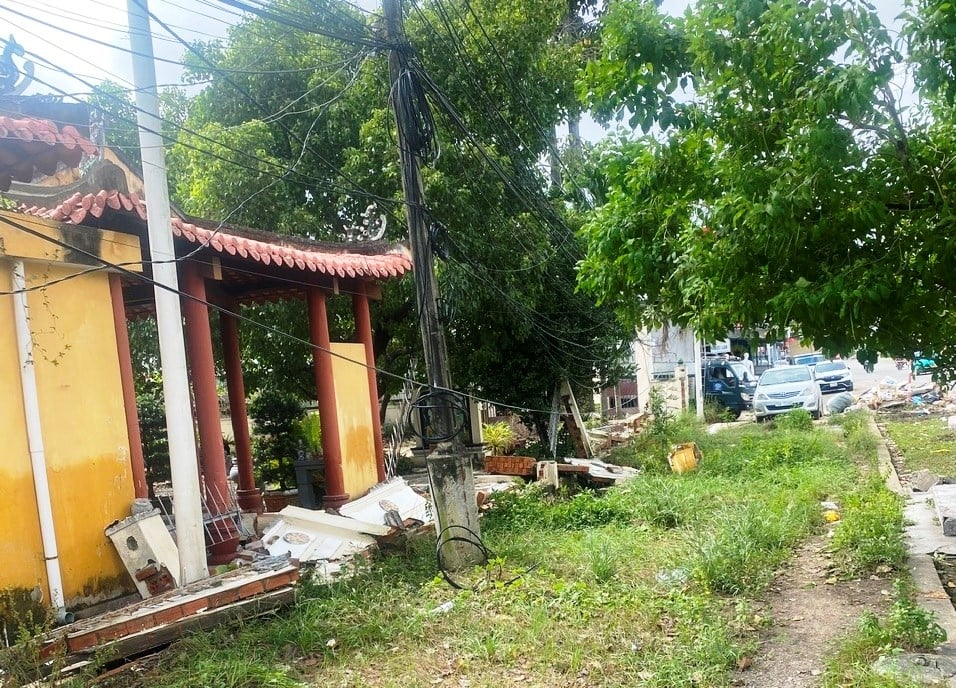 Khanh Hoa: ជម្លៀស​ការ​ខូច​ខាត​ព្រះ​សារីរិកធាតុ​ជាតិ​បន្ទាប់​ពី​ទឹក​ជំនន់ - រូបថត ៣