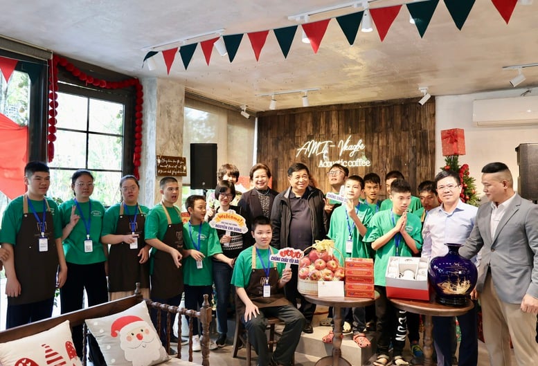 Khuyến khích hướng nghiệp, giải quyết việc làm cho người tự kỷ trưởng thành, người khuyết tật- Ảnh 3.