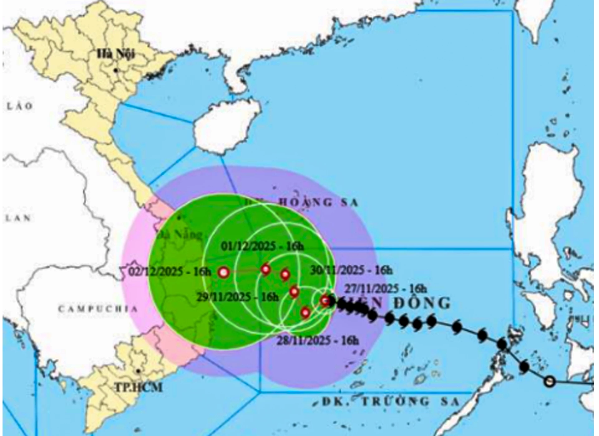 Poloha a předpověď směru bouře číslo 15.