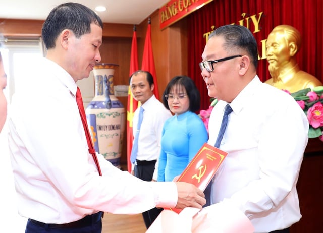 Ban Bí thư chỉ định 3 Ủy viên Ban Thường vụ Tỉnh ủy Đồng Nai- Ảnh 2.