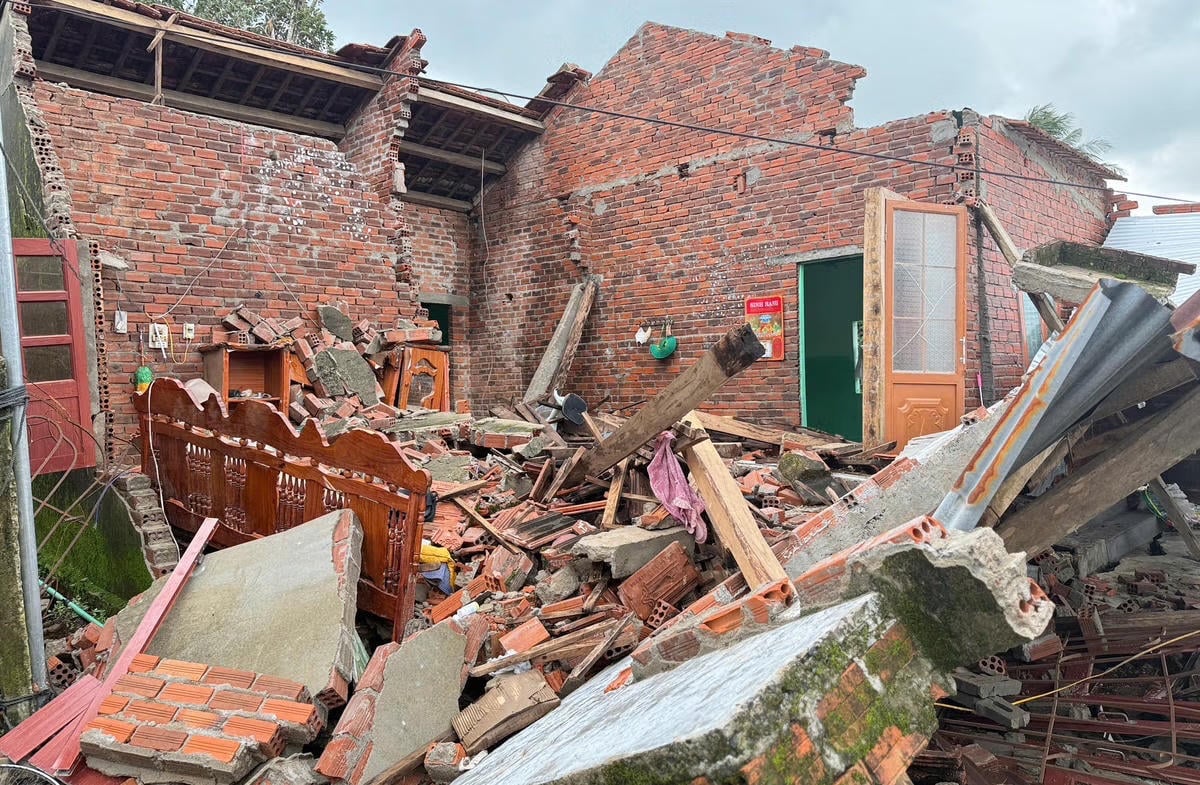 Thủ tướng: Bảo đảm người dân có nhà ở an toàn trước Tết nguyên đán 2026