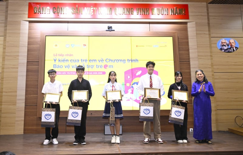 Einholen von Meinungen zum Schutz und zur Unterstützung von Kindern im Internet -0