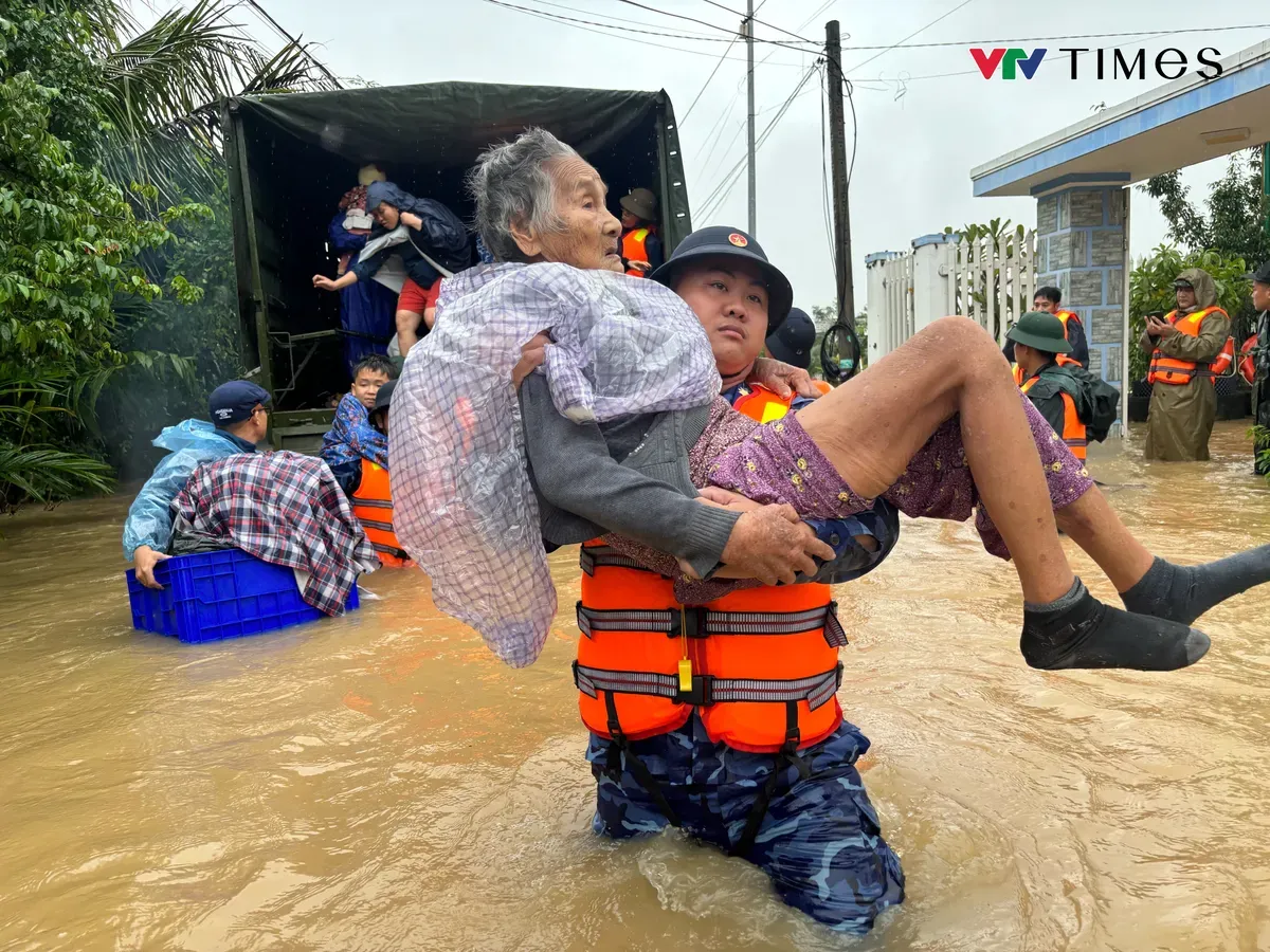 Tăng cường sự lãnh đạo của Đảng trong phòng ngừa, ứng phó, khắc phục hậu quả thiên tai - Ảnh 1.