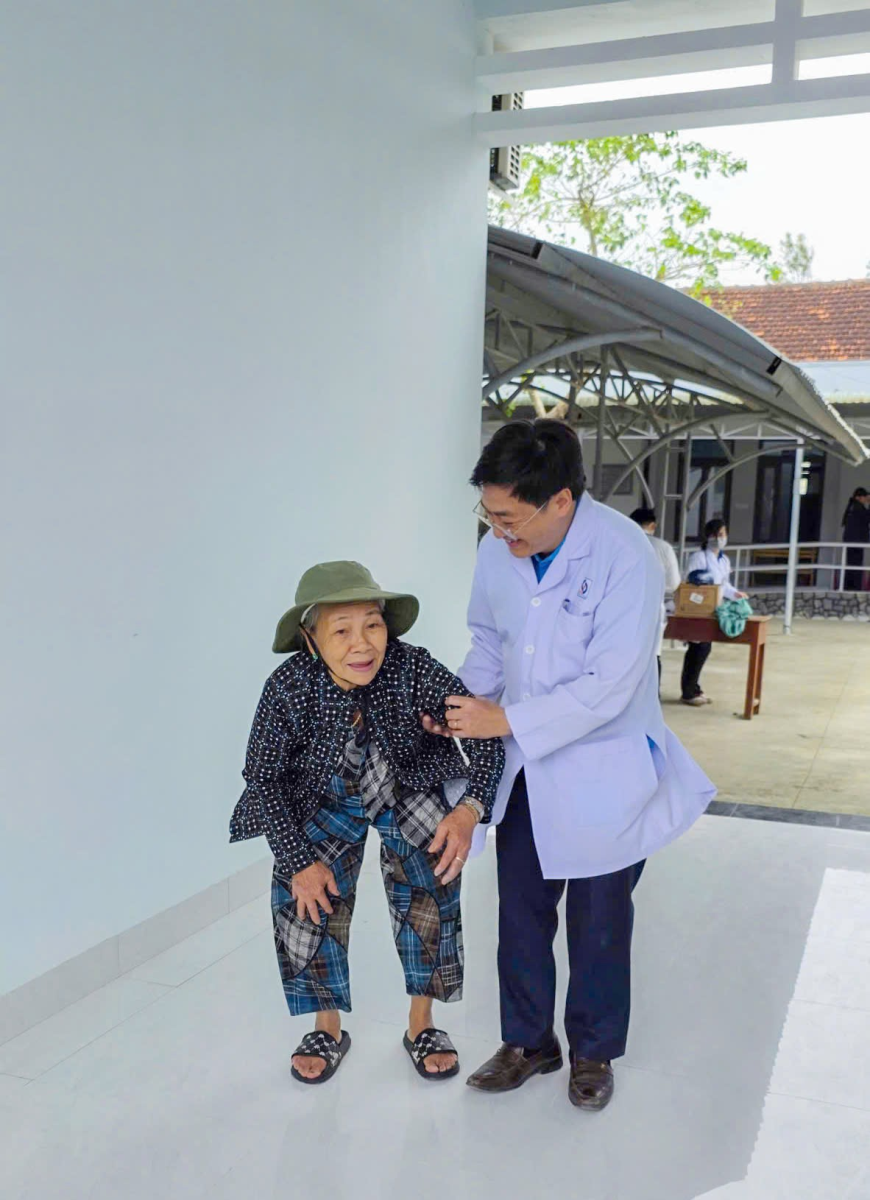 ছবির ক্যাপশন